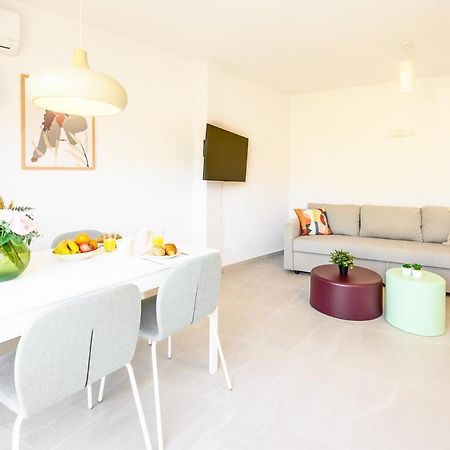 2 Bedroom, New, 1 Min To The Beach, City Center- Picasso By 10Tosea Фуeнхирола Екстериор снимка