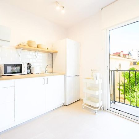 2 Bedroom, New, 1 Min To The Beach, City Center- Picasso By 10Tosea Фуeнхирола Екстериор снимка