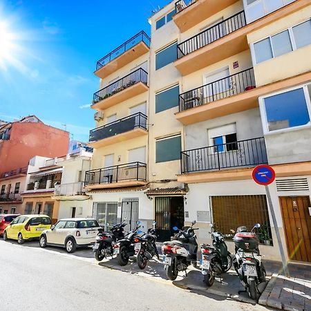 2 Bedroom, New, 1 Min To The Beach, City Center- Picasso By 10Tosea Фуeнхирола Екстериор снимка